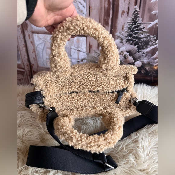 Marc Jacobs Teddy the tote bag small beige EUC - Picture 11 of 16